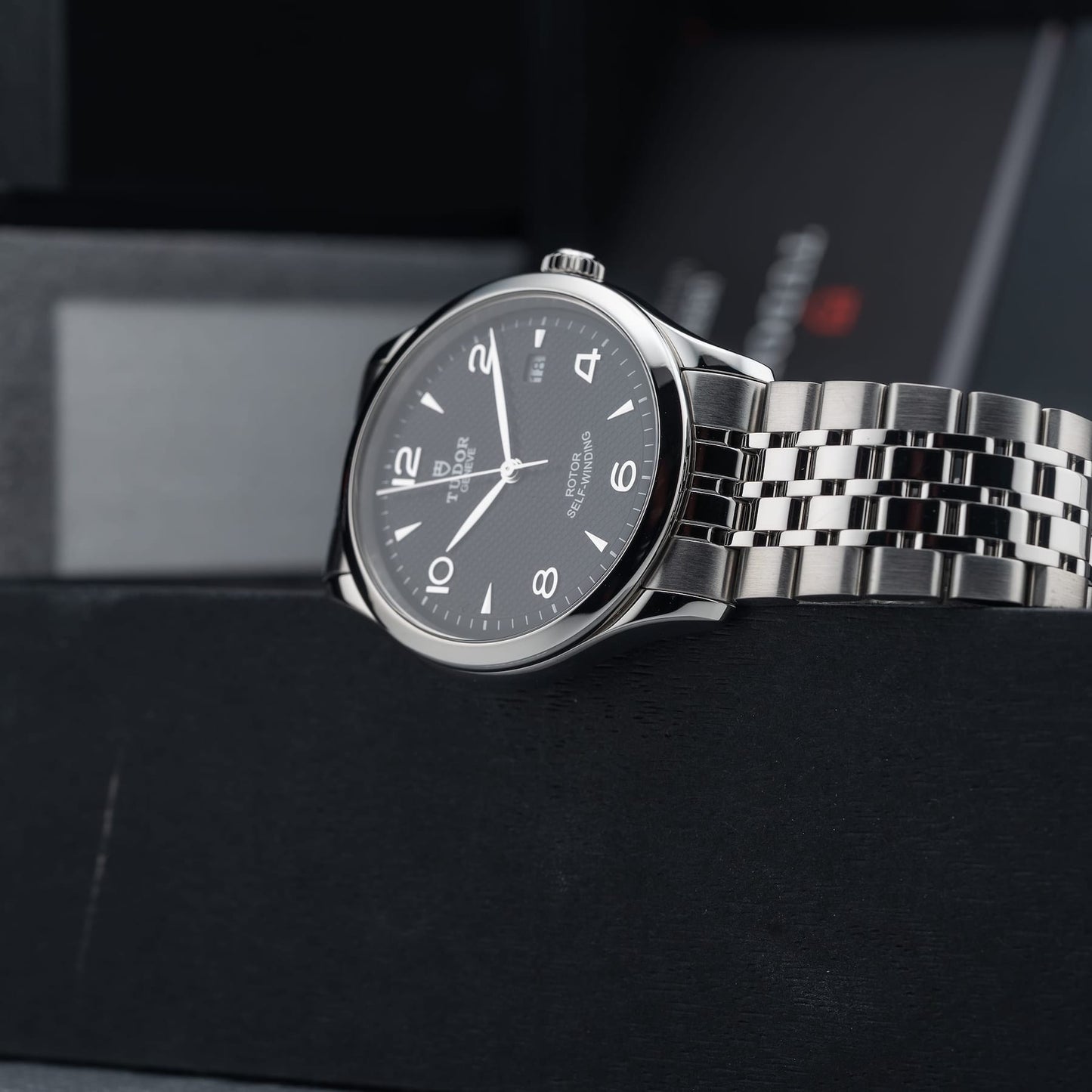 TUDOR 1926 M91550-0002