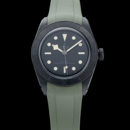 TUDOR Black Bay Ceramic M79210CNU-0001