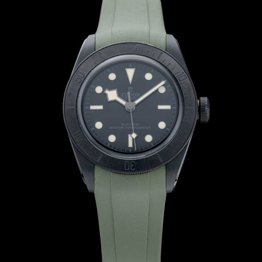 TUDOR Black Bay Ceramic M79210CNU-0001