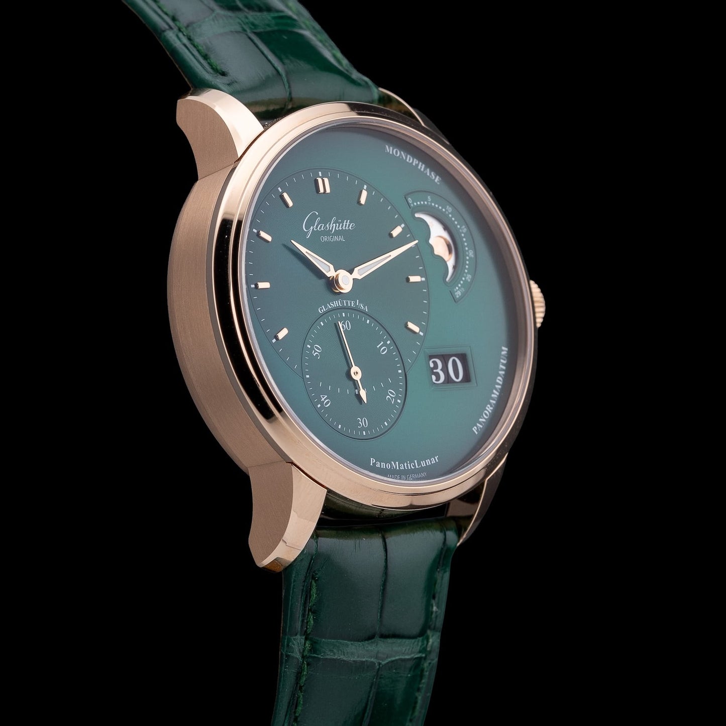 Glash\u00fctte Original Panomaticlunar Lush Forest Green Dial 1-90-02-23-35-61