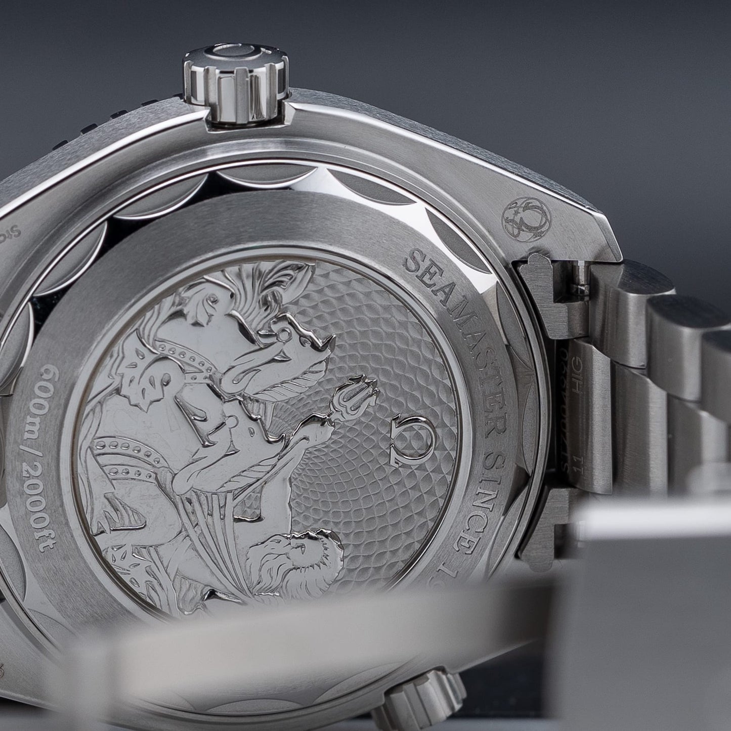 Omega 215.30.40.20.03.002 Seamaster Planet Ocean 600M Summer Blue