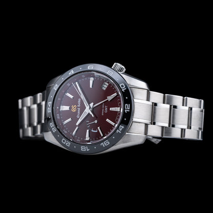 Grand Seiko Sport Collection SBGE305