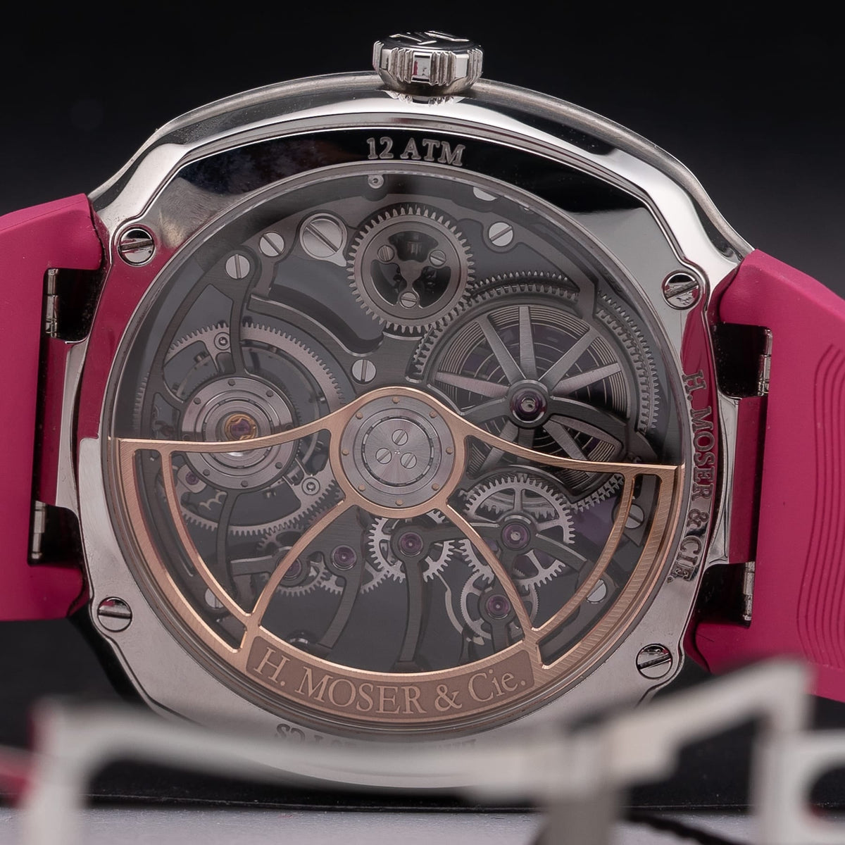 H. Moser \u0026 Cie. Streamliner Alpine Limited Edition Pink 6811-1202