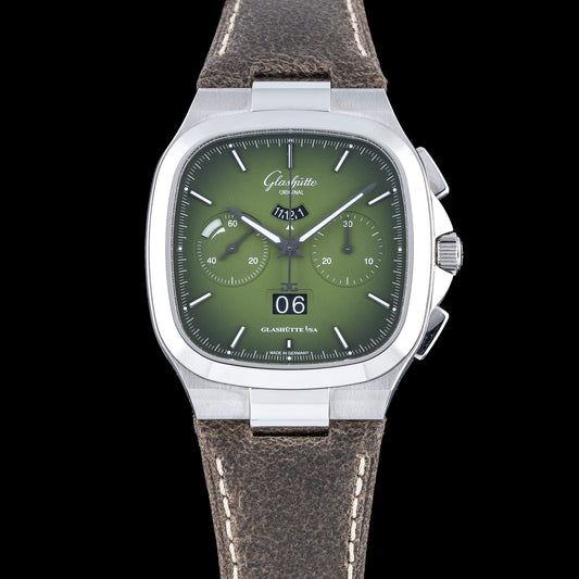 Glashütte Original 1-37-02-09-02-62 Seventies Chronograph Panorama Date Fab Green on Leather Strap