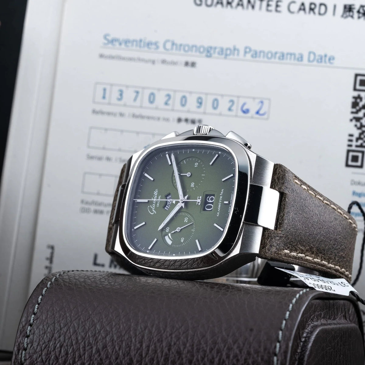 Glashütte Original 1-37-02-09-02-62 Seventies Chronograph Panorama Date Fab Green on Leather Strap
