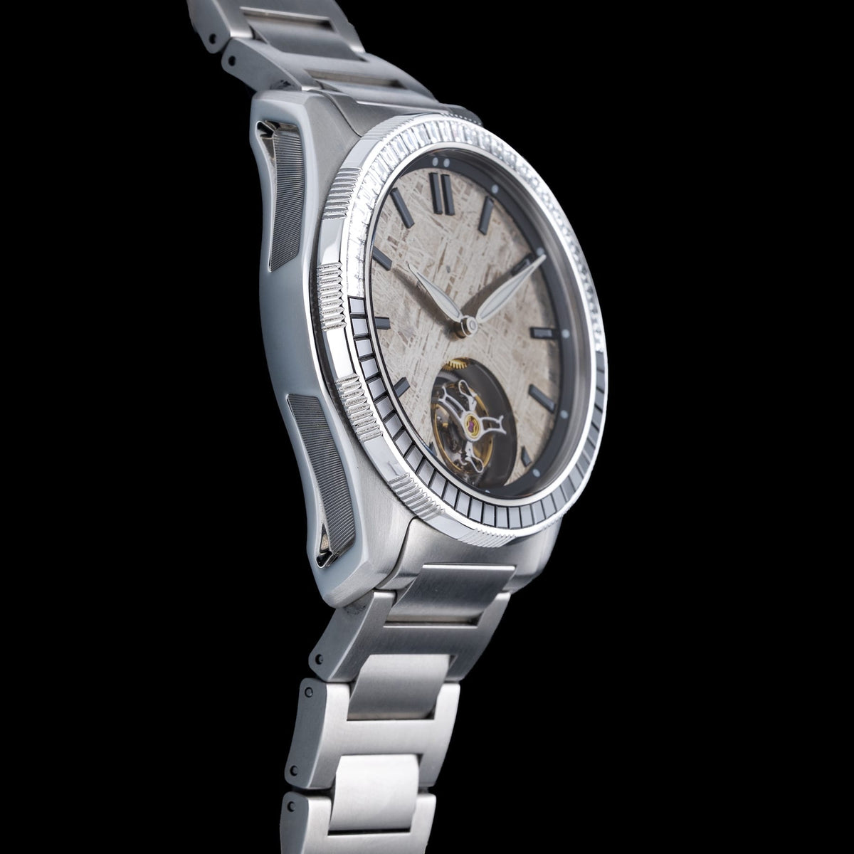 H. Moser & Cie. Pioneer Tourbillon 3804-1211