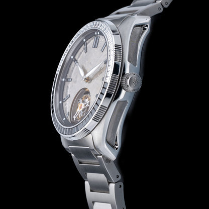 H. Moser & Cie. Pioneer Tourbillon 3804-1211