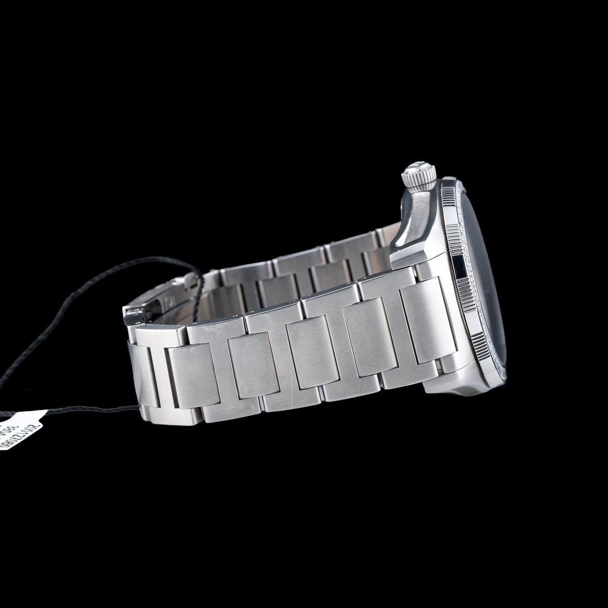 H. Moser & Cie. Pioneer Tourbillon 3804-1211