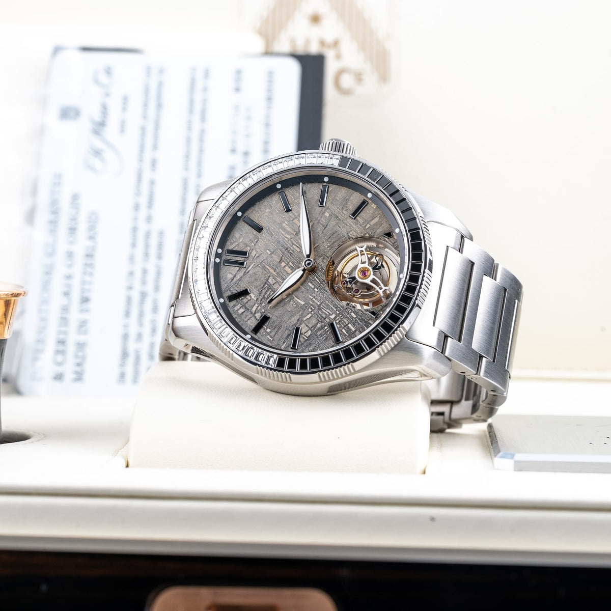 H. Moser & Cie. Pioneer Tourbillon 3804-1211