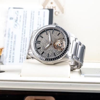 H. Moser & Cie. Pioneer Tourbillon 3804-1211