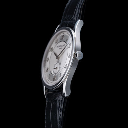 Patek Philippe Calatrava 5196P-001